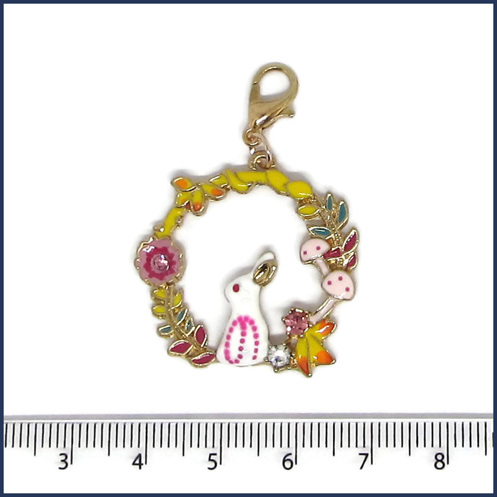 bunny stitch marker with ruler