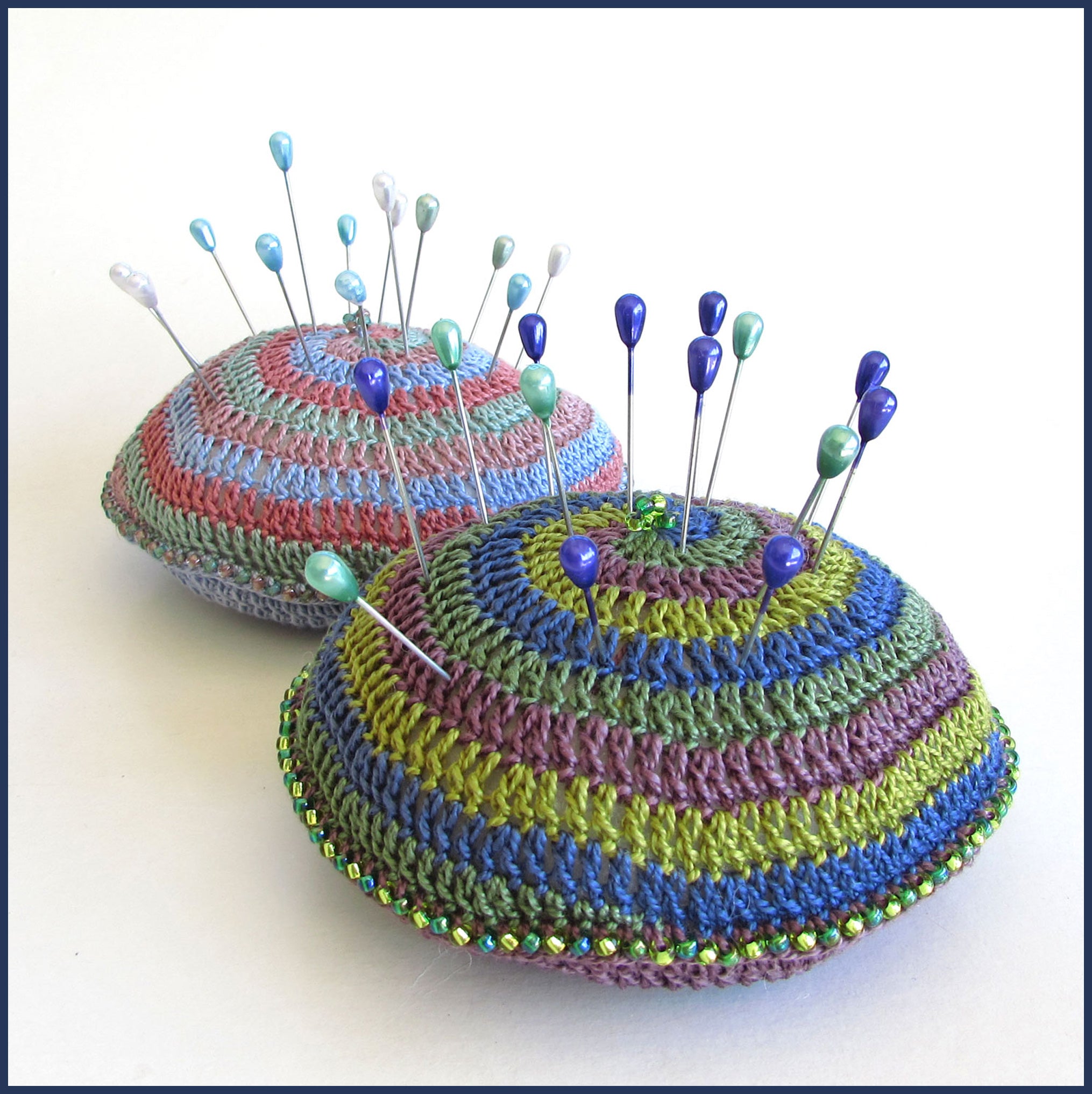 Easy Crochet: How to Crochet a Pin Cushion. Free pin cushion pattern &  tutorial. 