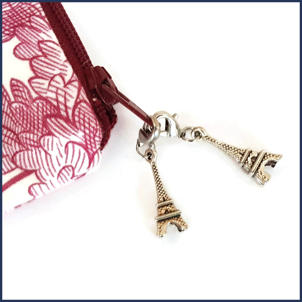 Tour Eiffel Scissor and Stitch Marker Set